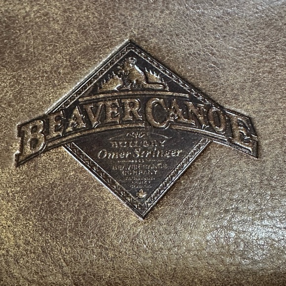 Roots beaver canoe Brown Leather wallet - Picture 4 of 5
